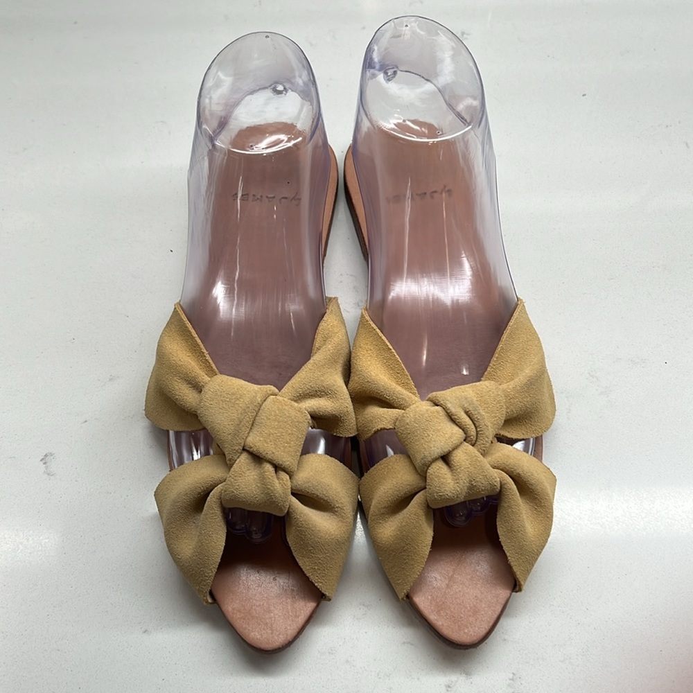 by JAMES Chelsey Knot Strap Sandal Women’s Size‎ 8 Suede